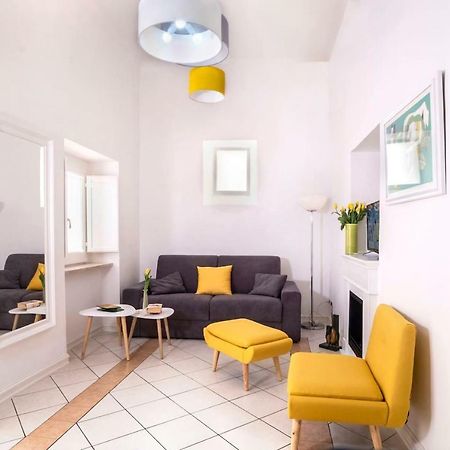 Maison M. - Luxury Apartment In Piazza Tasso Соренто Екстериор снимка