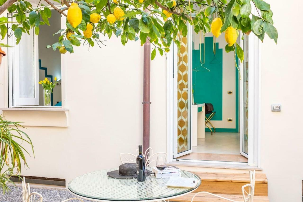 Maison M. - Luxury Apartment In Piazza Tasso Соренто Екстериор снимка