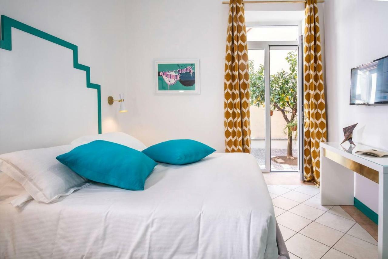 Maison M. - Luxury Apartment In Piazza Tasso Соренто Екстериор снимка